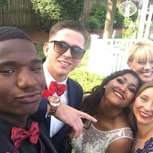 Meet your Posher, Elisha